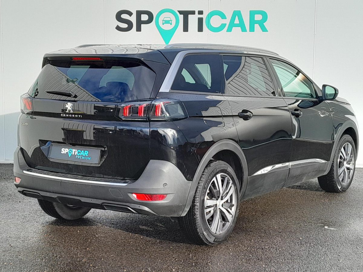 Peugeot 5008 (2)
