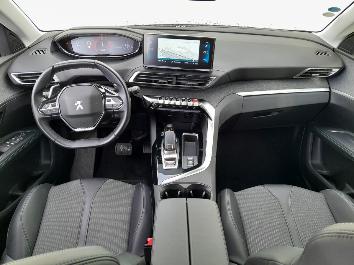 Peugeot 5008 (2)