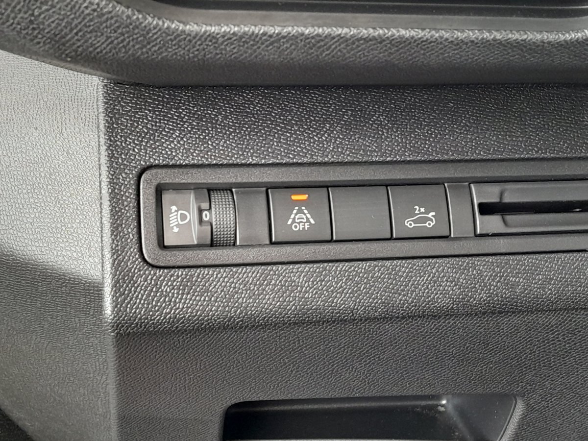 Peugeot 5008 (2)