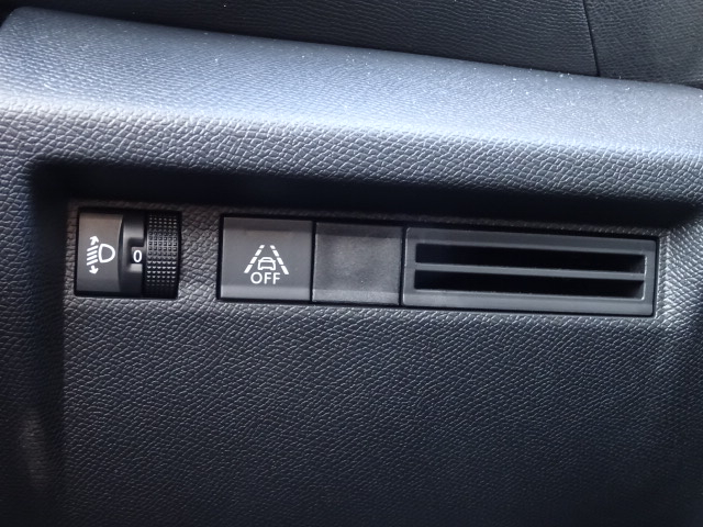 Citroën C4 (3)