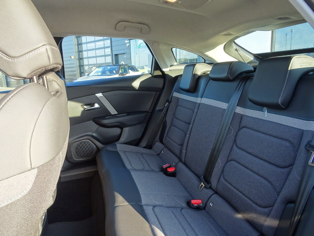 Citroën C4 (3)