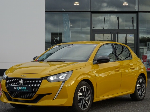 Peugeot 208 (2)
