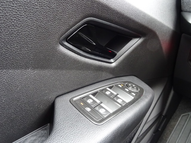 Renault Megane E-TECH (5)