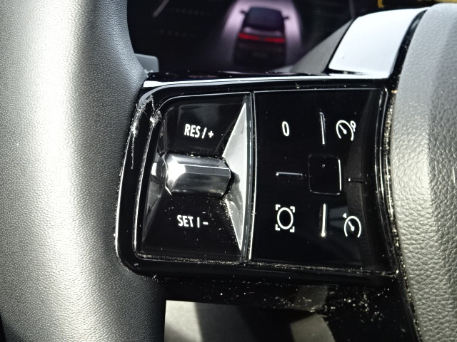 Renault Megane E-TECH (5)