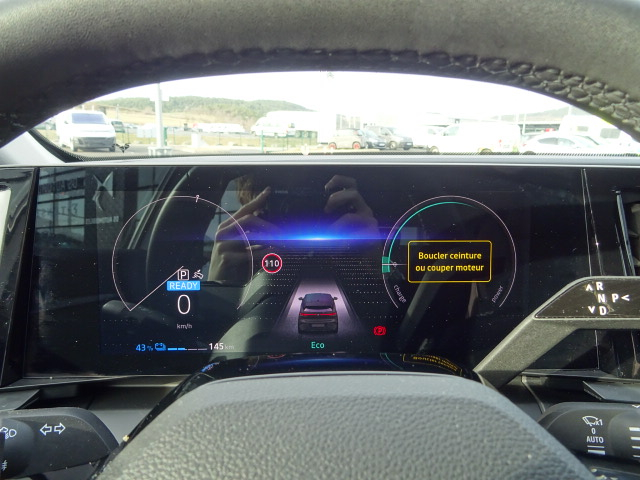 Renault Megane E-TECH (5)