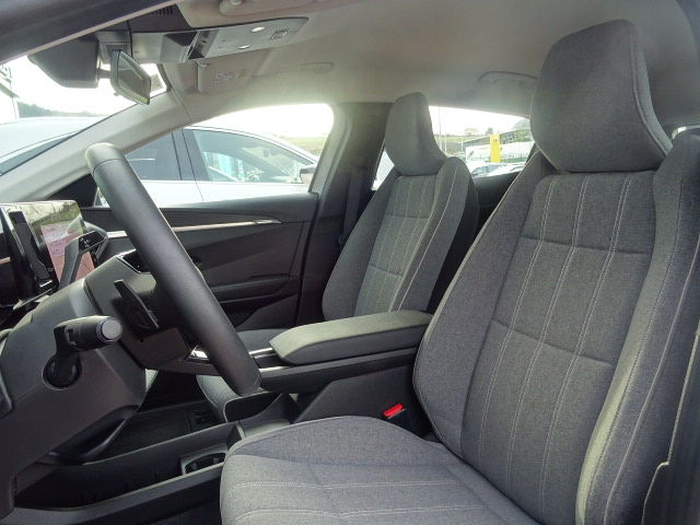 Renault Megane E-TECH (5)