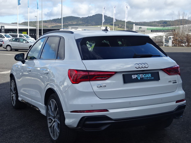 Audi Q3 (2)