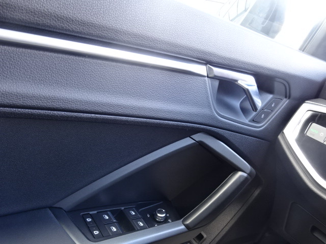 Audi Q3 (2)