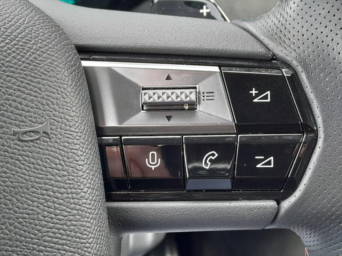 Ds DS 4 (2)