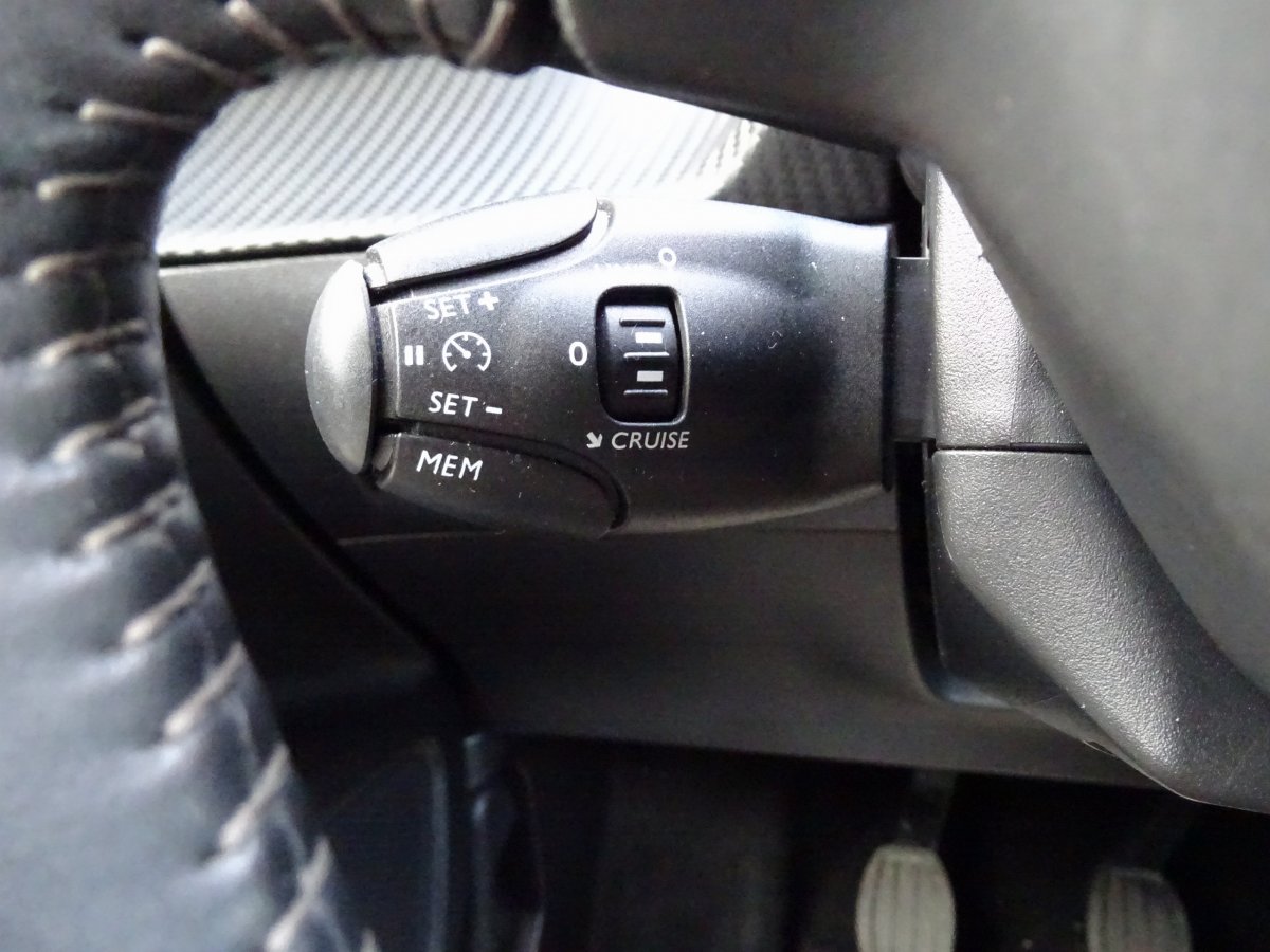 Peugeot 2008 (2)