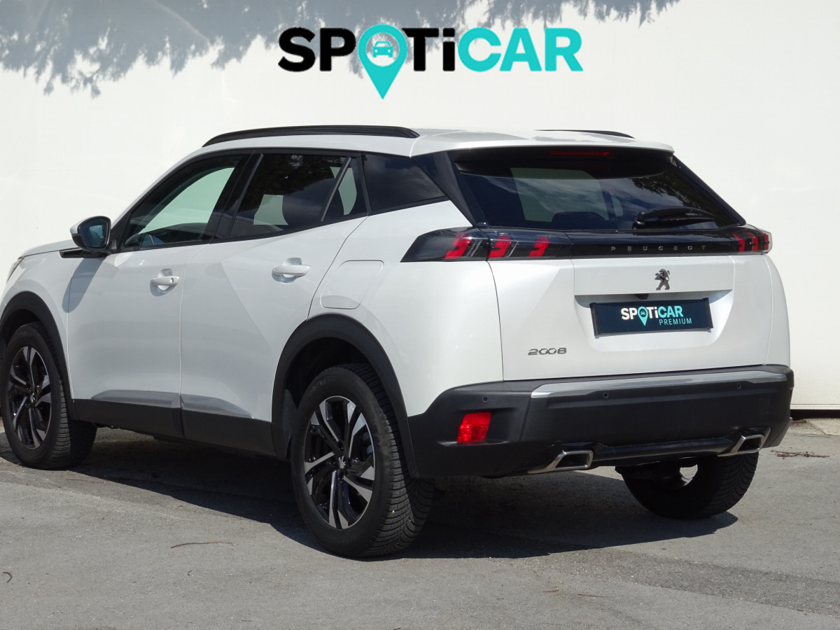 Peugeot 2008 (2)