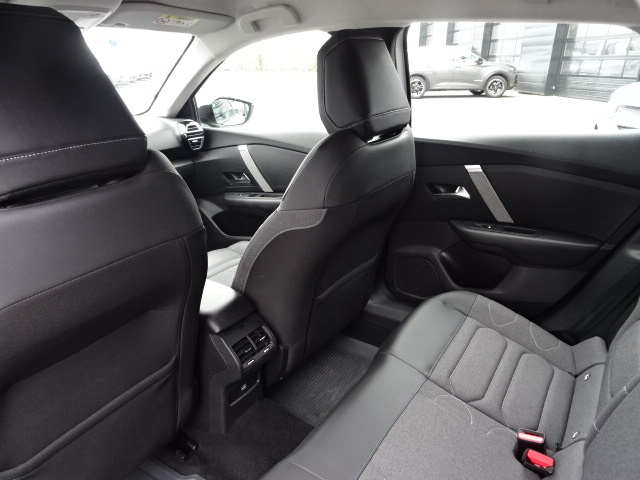 Citroën C4 (3)