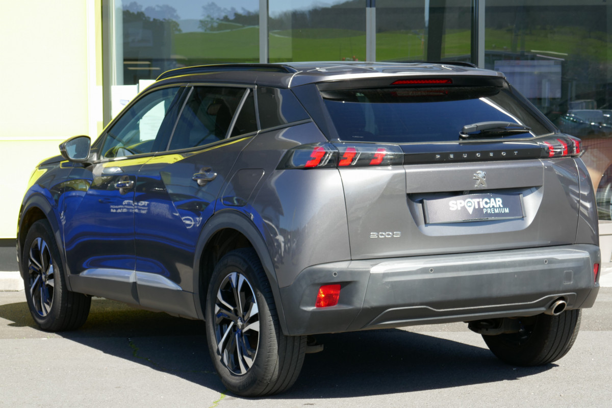 Peugeot 2008 (2)