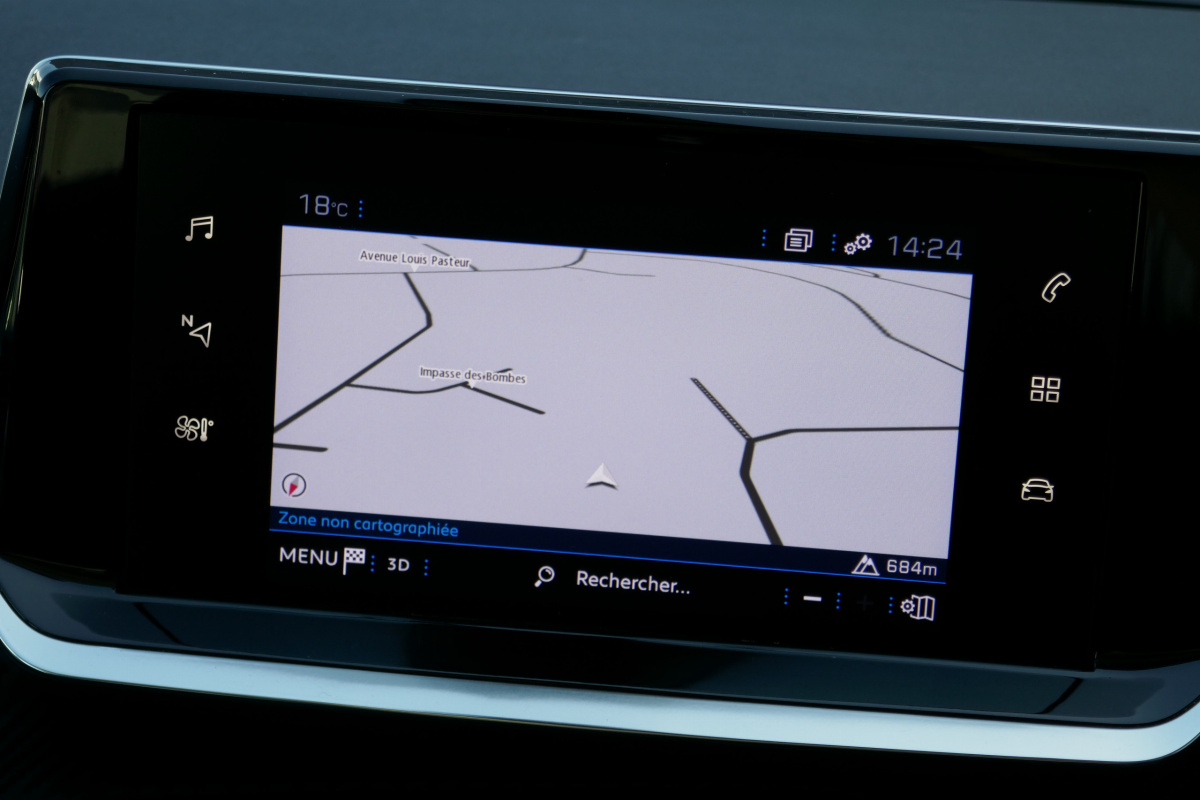 Peugeot 2008 (2)