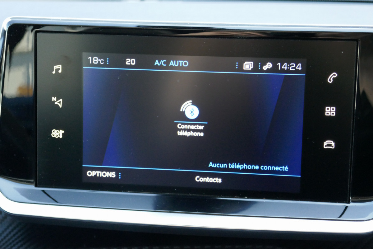 Peugeot 2008 (2)