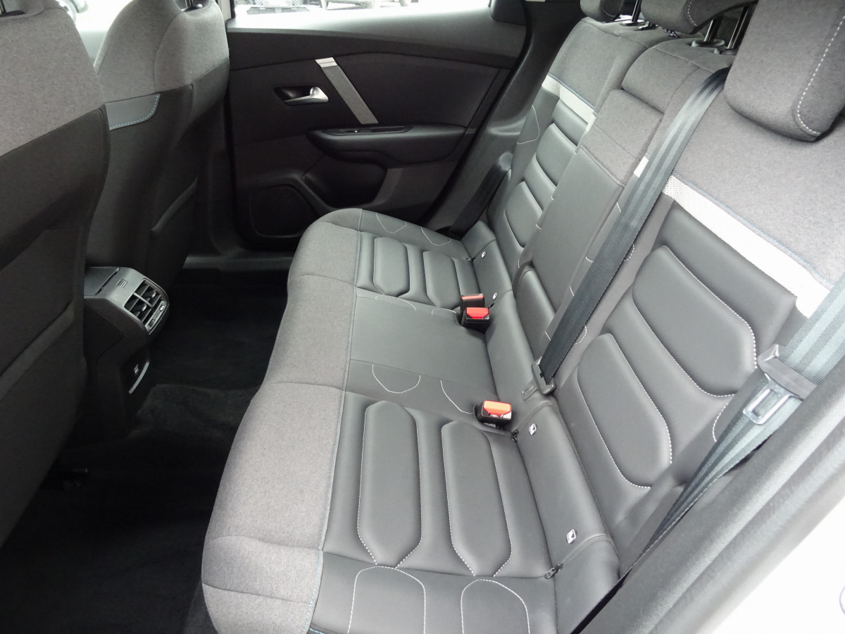 Citroën C4 (3)