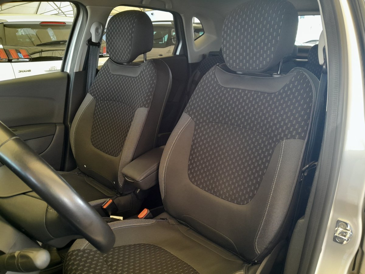 Renault Captur (2)
