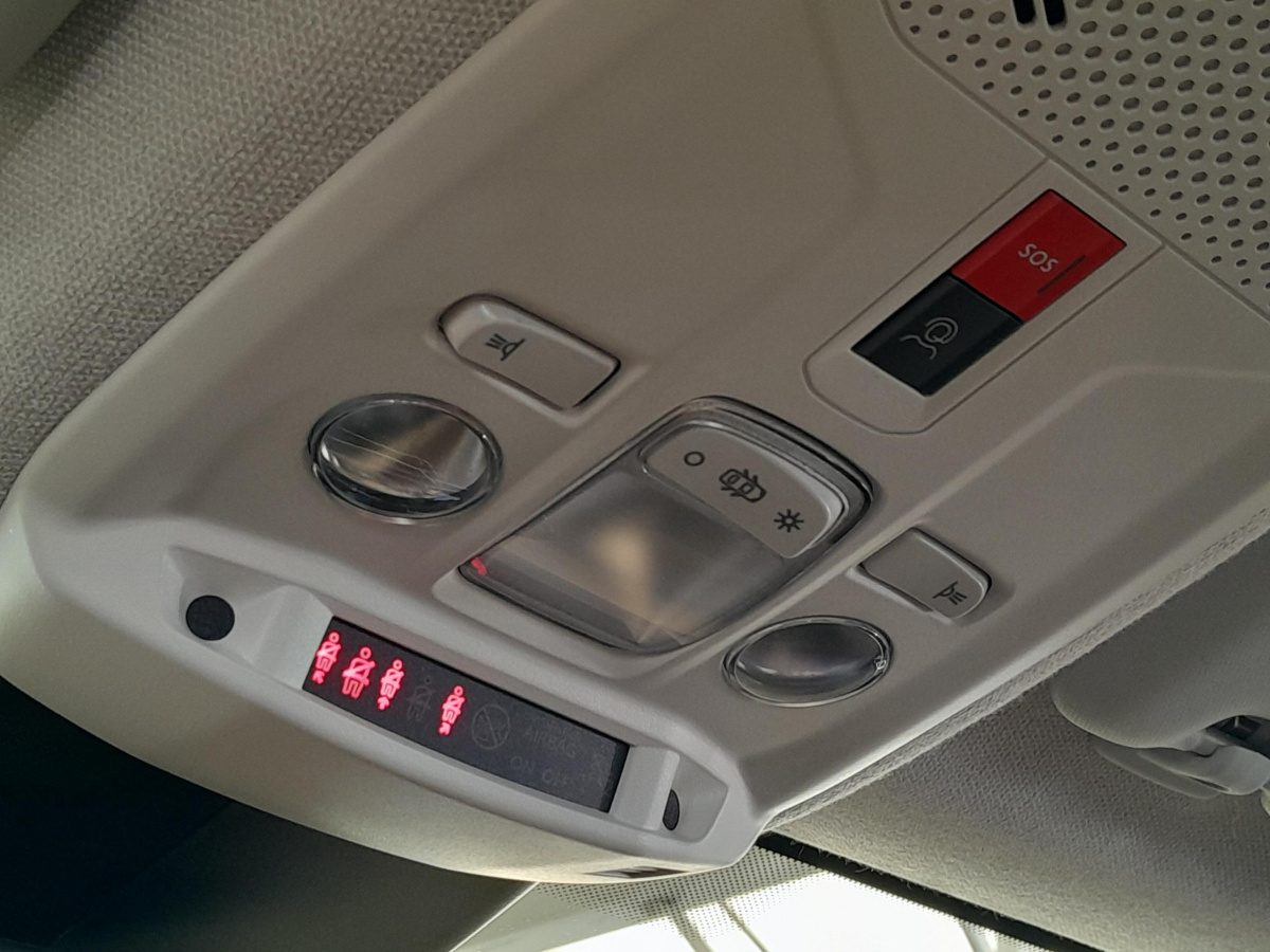 Citroën C4 (3)