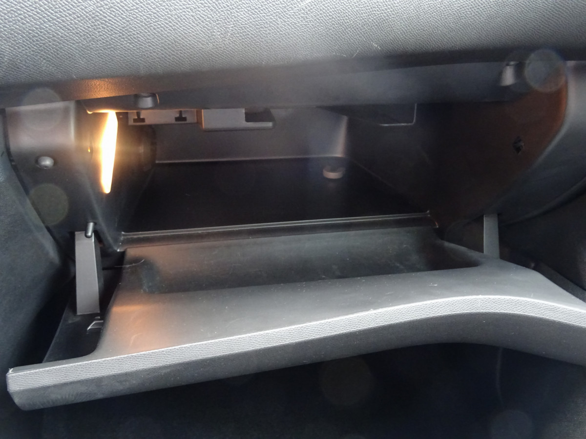 Peugeot 308 (2)