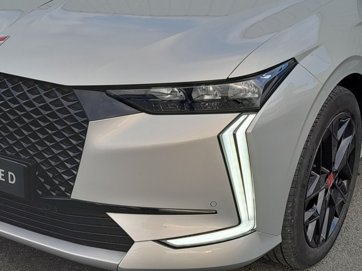 Ds DS 4 (2)