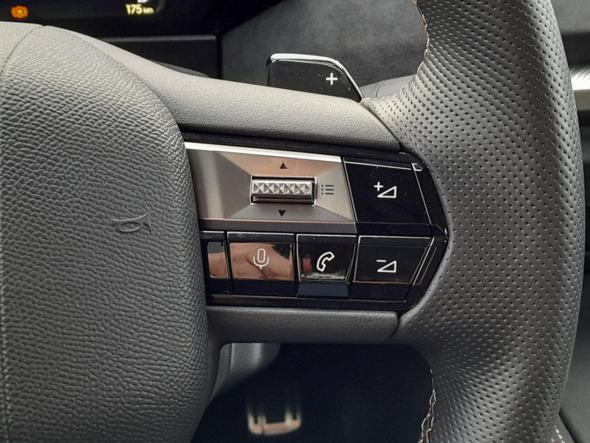 Ds DS 4 (2)