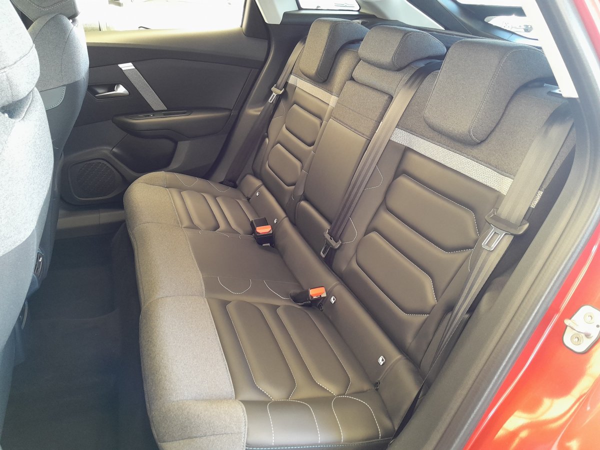 Citroën C4 (3)
