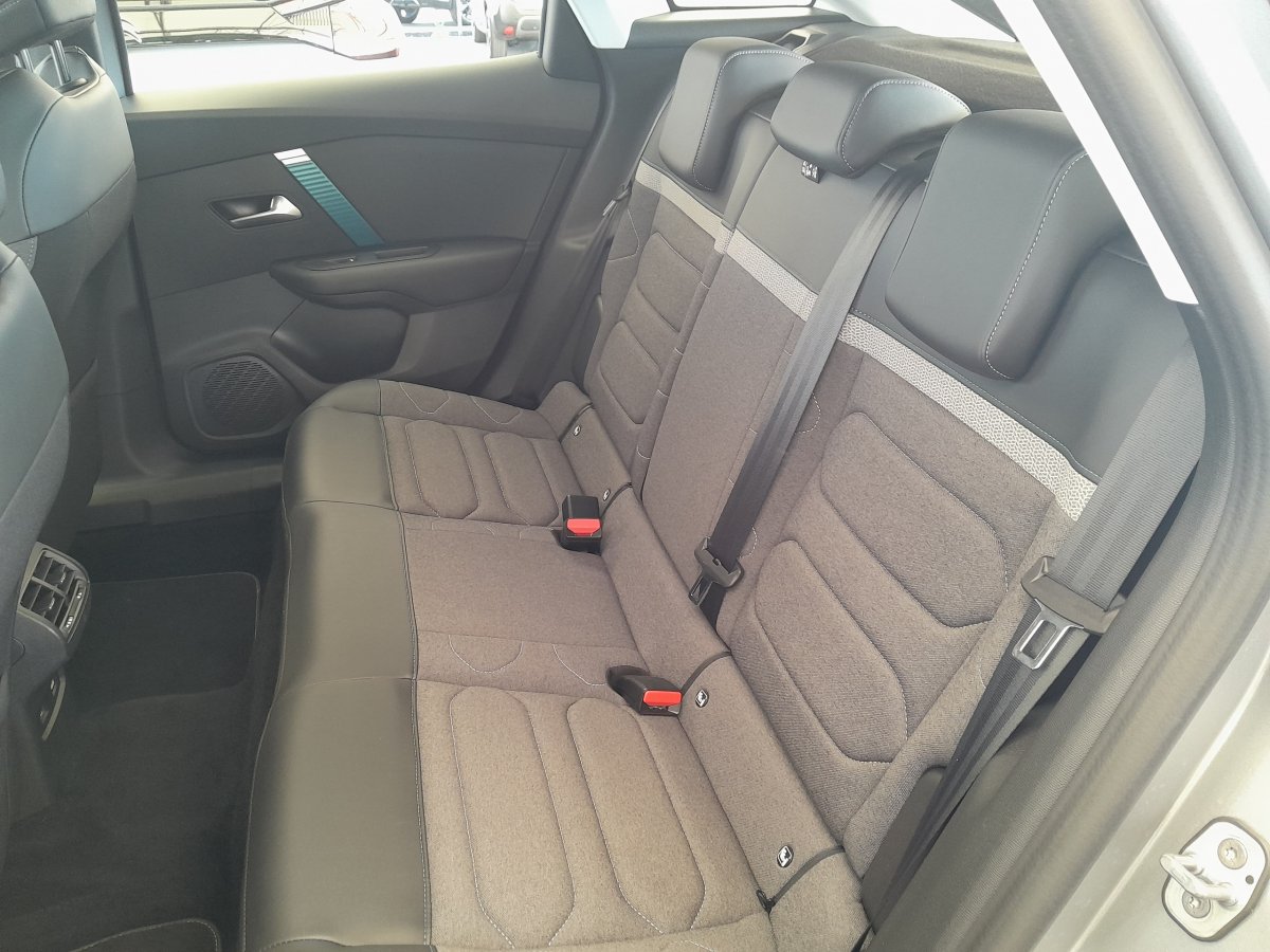 Citroën Ë-C4 (3)