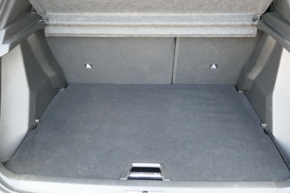 Peugeot 2008 (2)