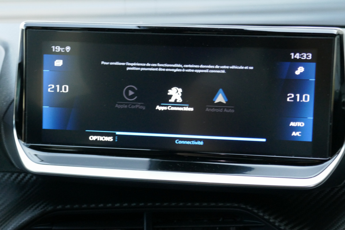 Peugeot 2008 (2)