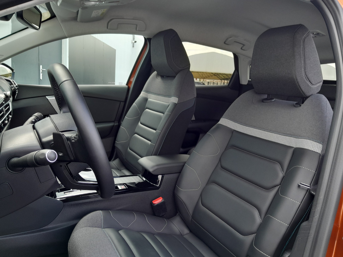 Citroën C4 (3)