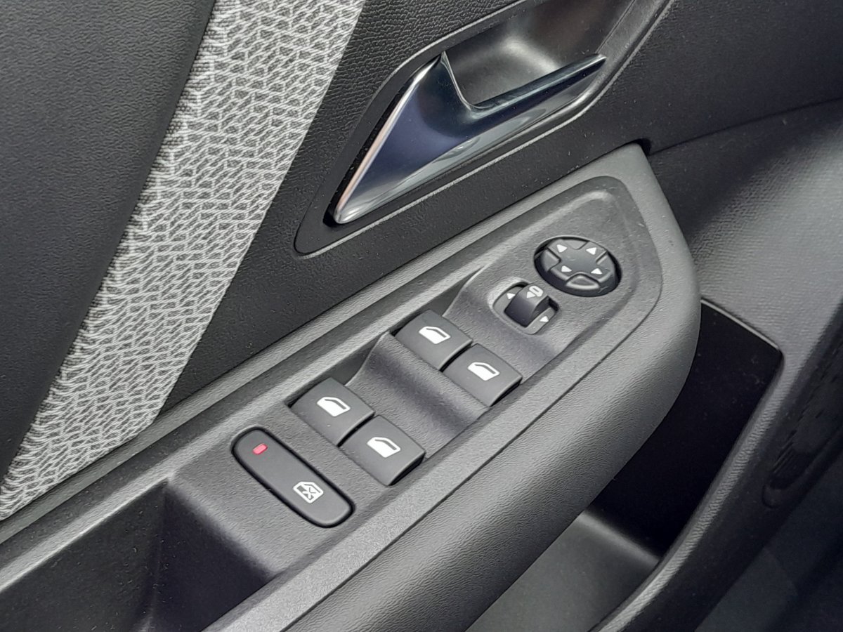 Citroën C4 (3)