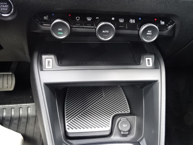Citroën Ë-C4 (3)