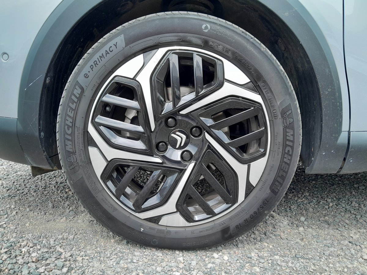 Citroën C4 X