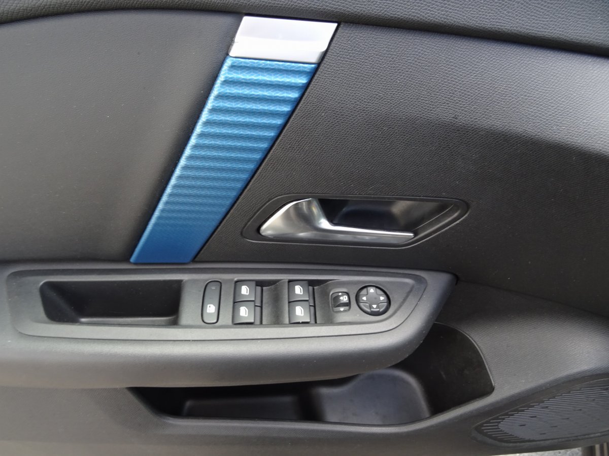 Citroën Ë-C4 (3)