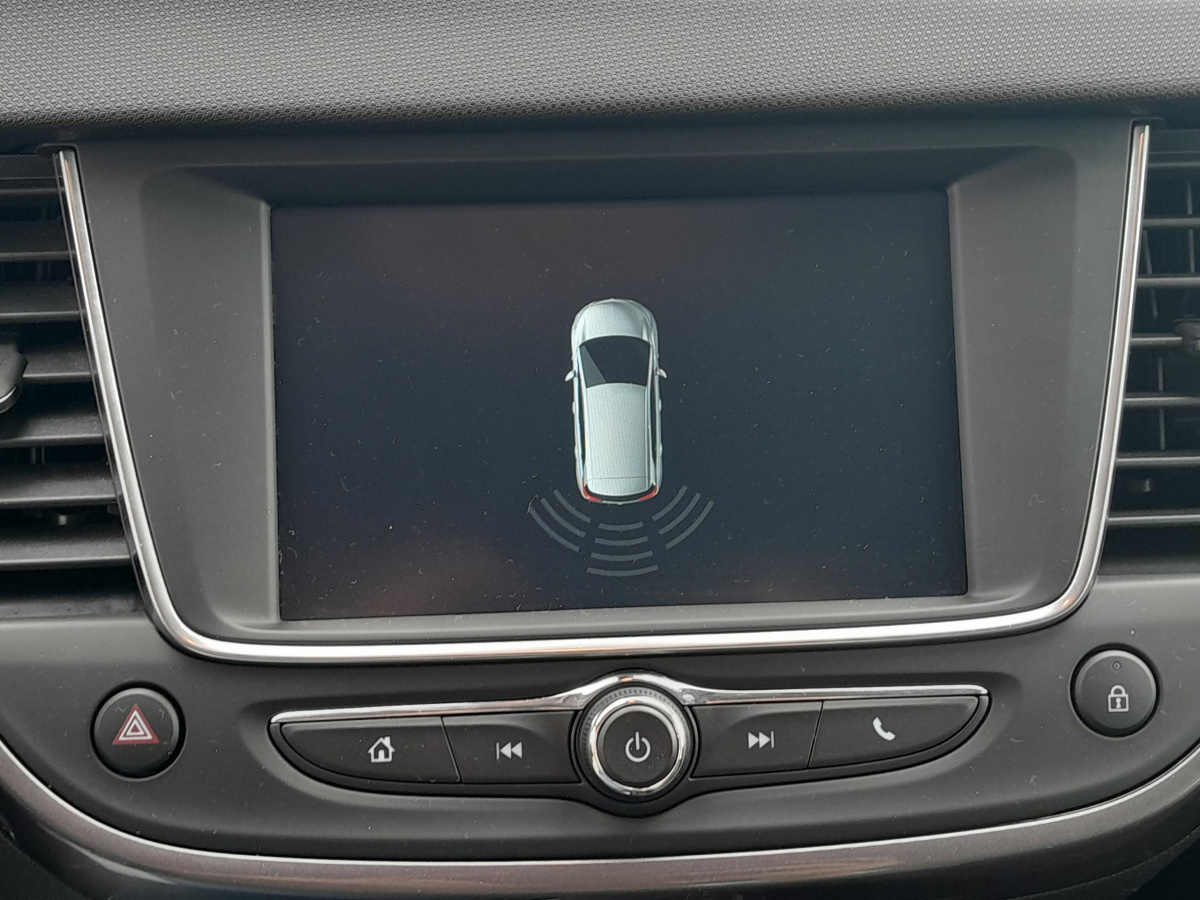 Opel Crossland X