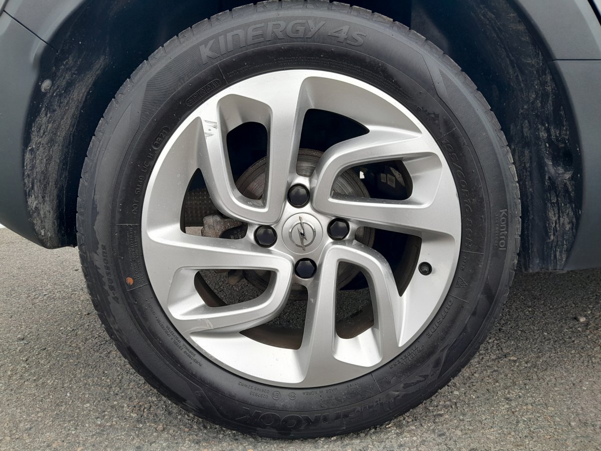 Opel Crossland X