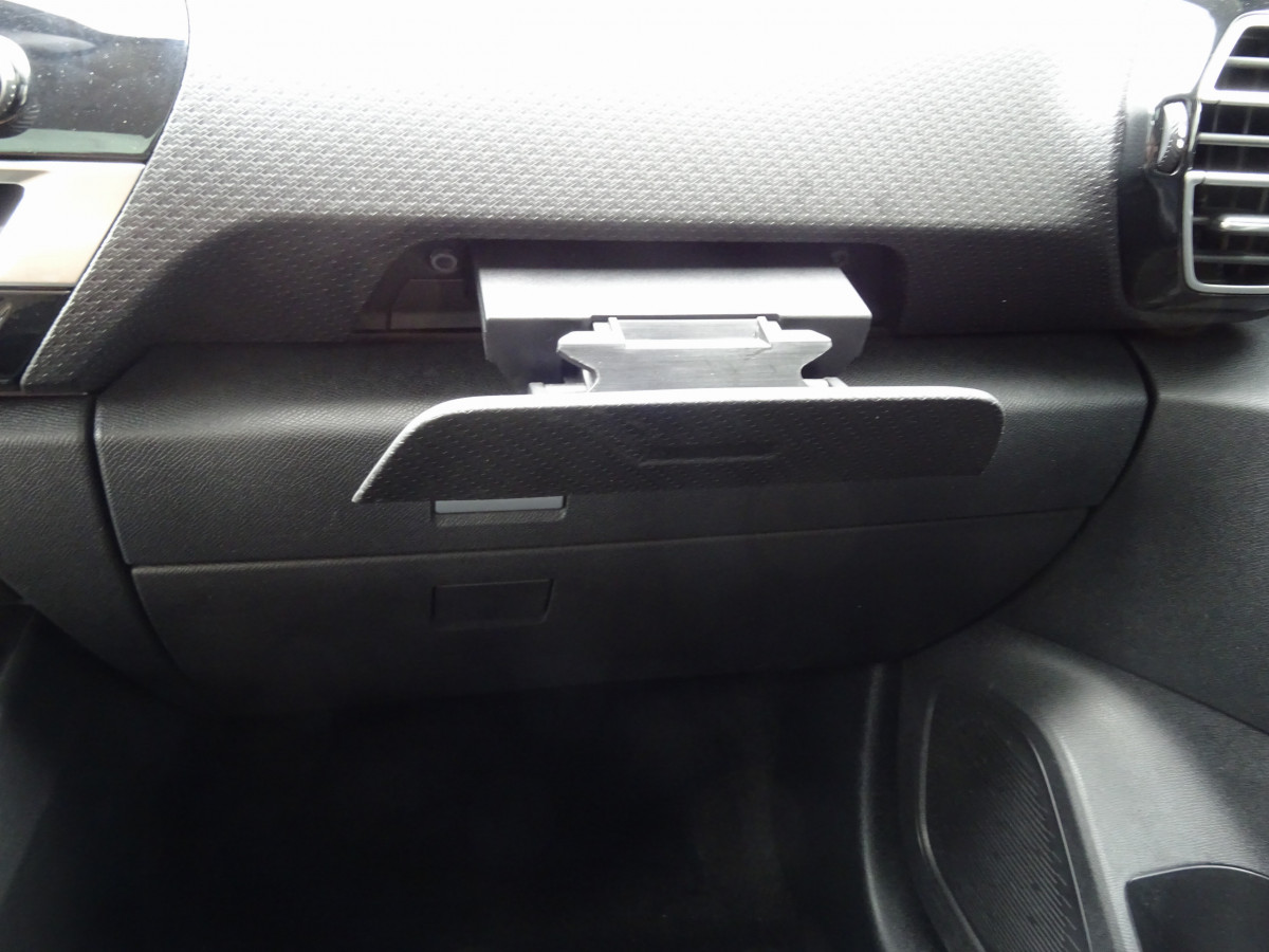 Citroën C4 (3)