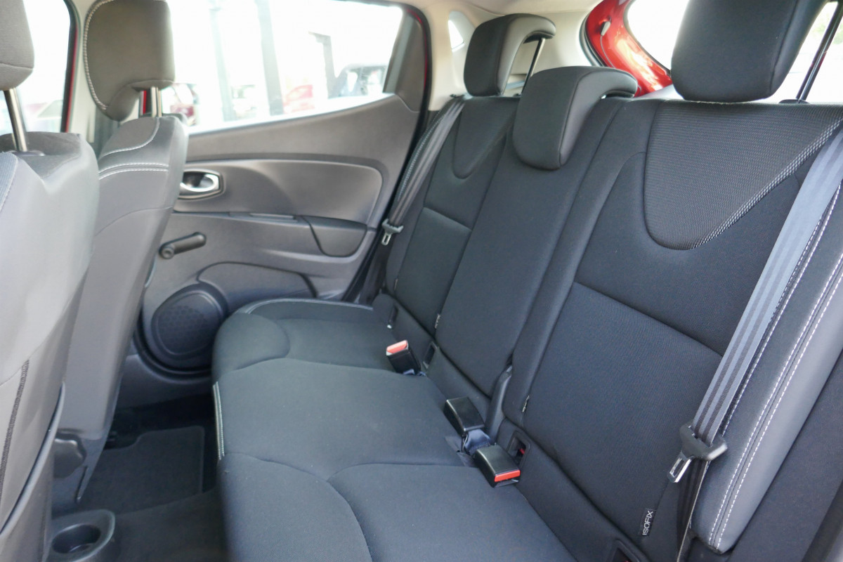 Renault Clio (4)