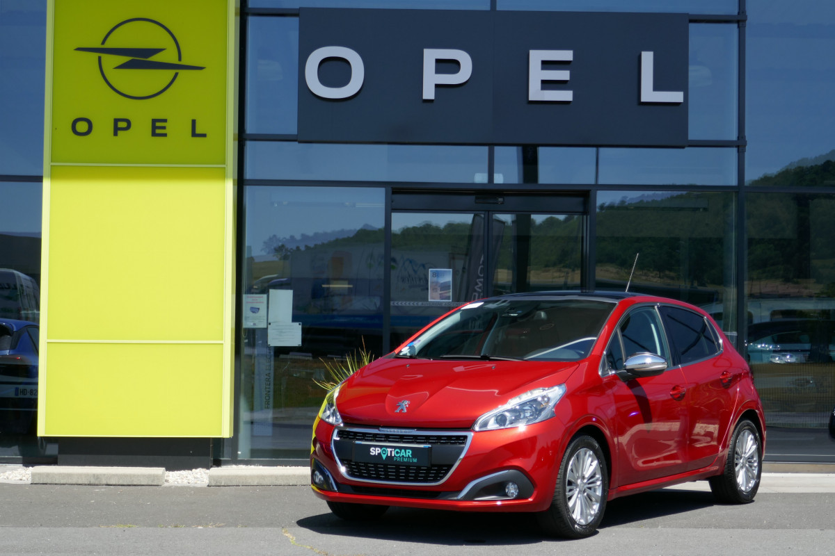 Peugeot 208