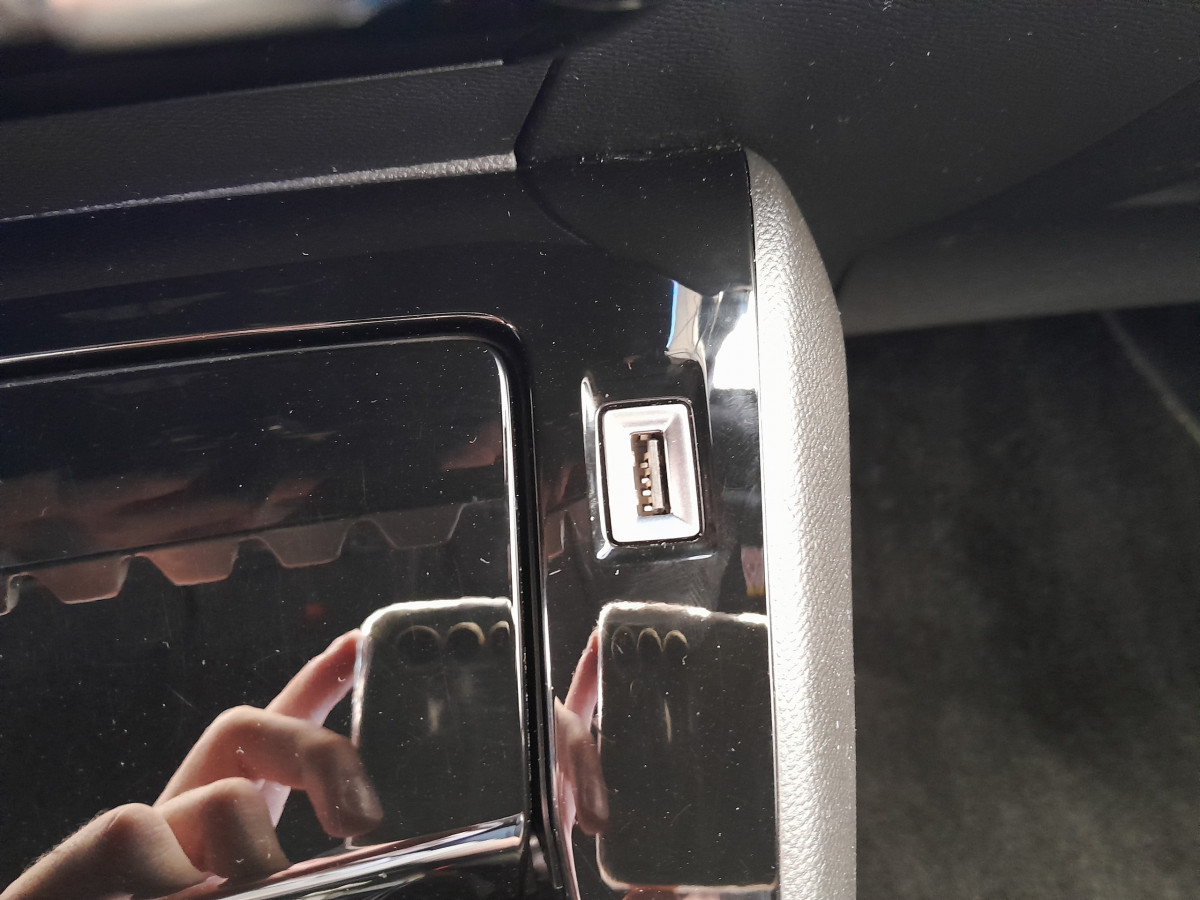 Peugeot 2008 (2)