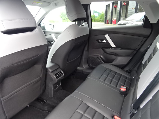 Citroën C4 (3)