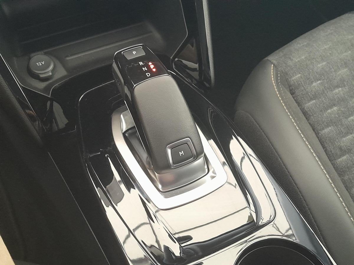 Peugeot 2008 (2)