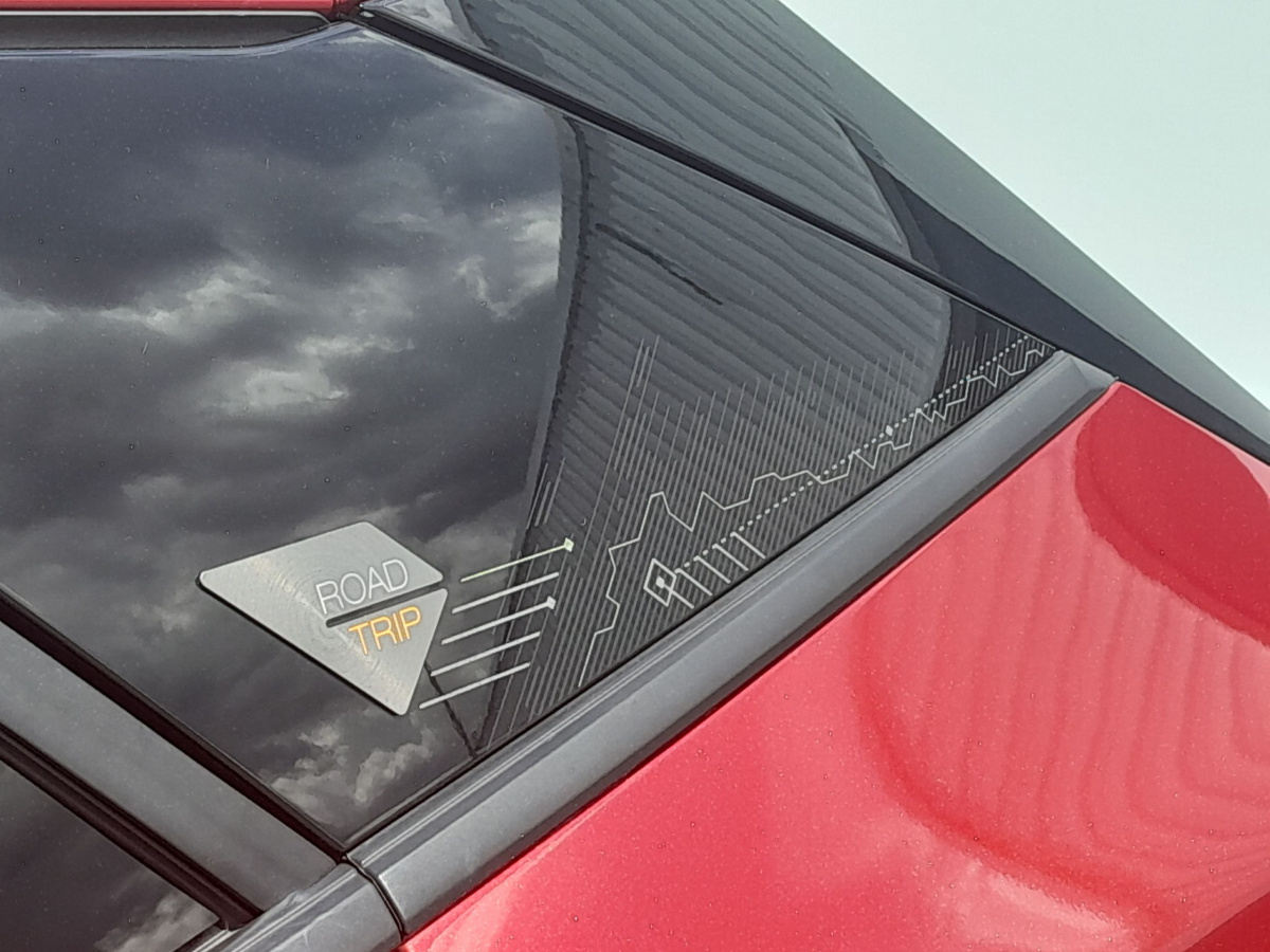 Peugeot 2008 (2)