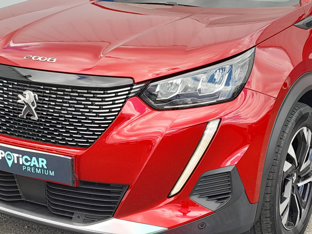 Peugeot 2008 (2)