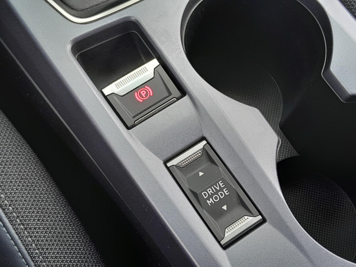 Peugeot 2008 (2)