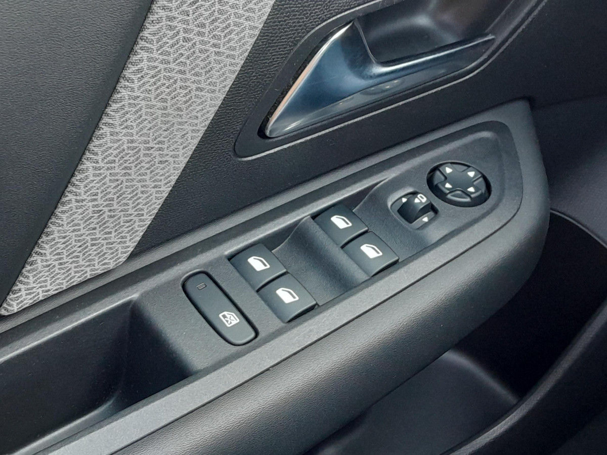 Citroën C4 (3)