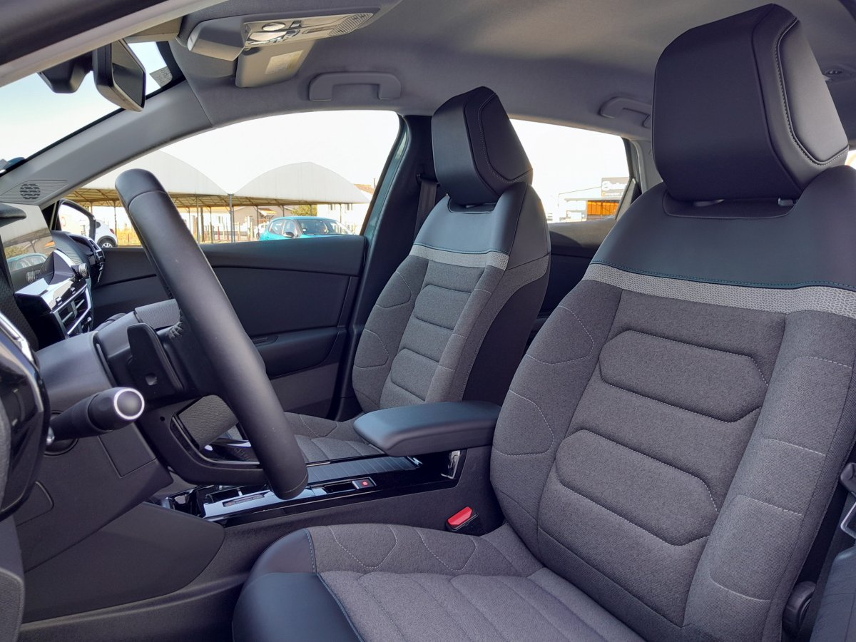 Citroën C4 (3)