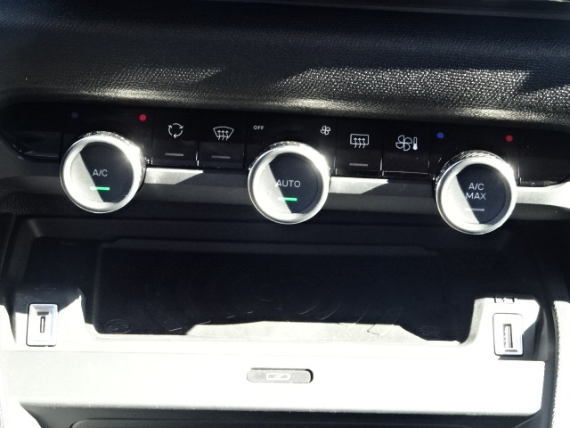 Citroën C4 (3)