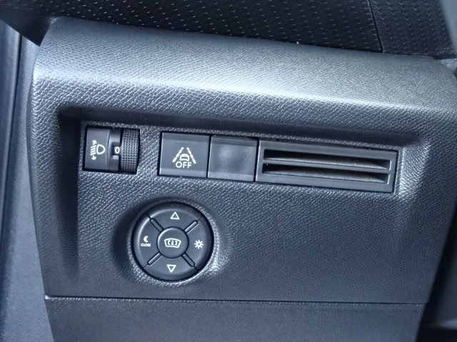 Citroën C4 (3)