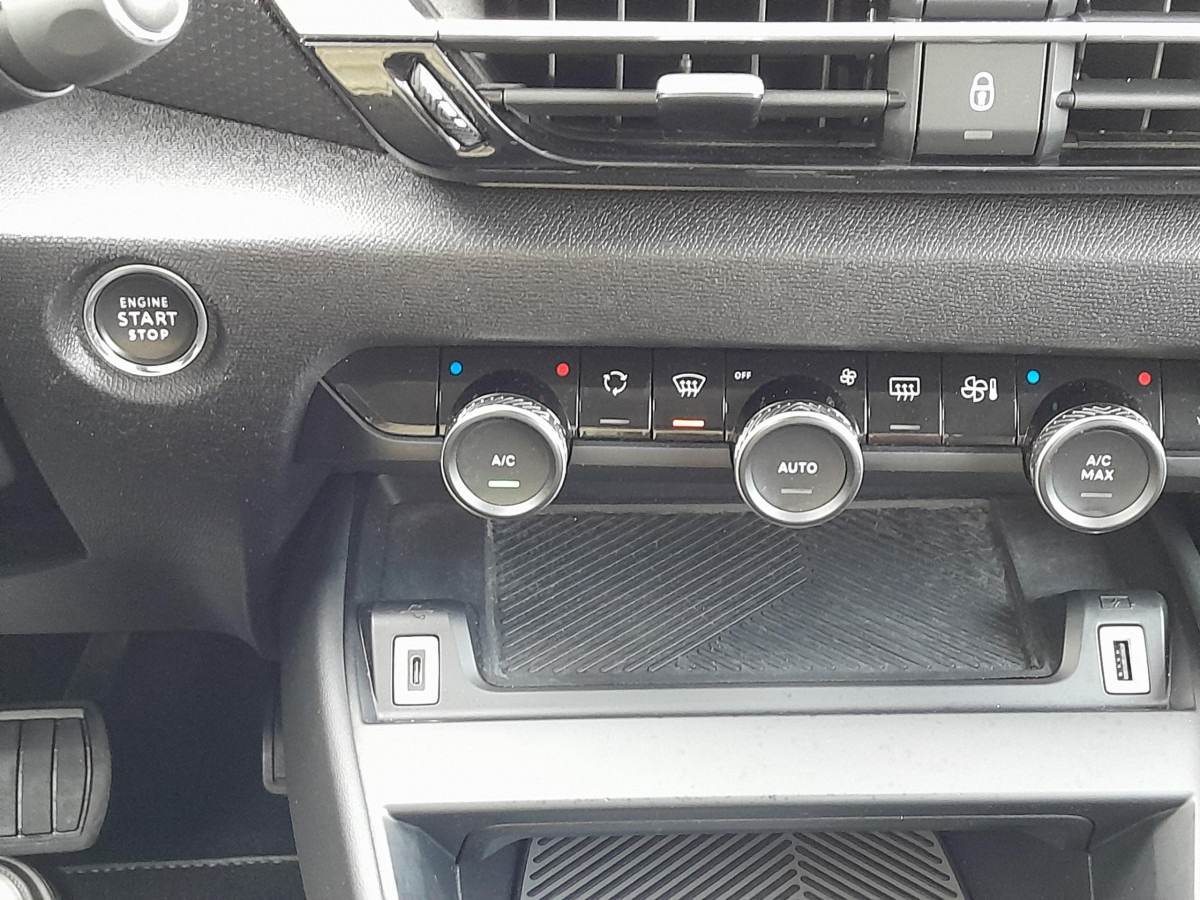 Citroën Ë-C4 (3)